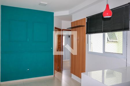 Sala de apartamento para alugar com 3 quartos, 72m² em Santa Maria, Santo André