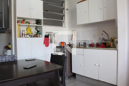 Cozinha de apartamento à venda com 2 quartos, 68m² em Humaitá, Rio de Janeiro