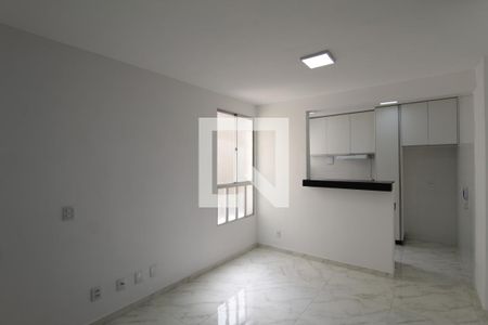 Sala de apartamento para alugar com 2 quartos, 50m² em Serrano, Belo Horizonte