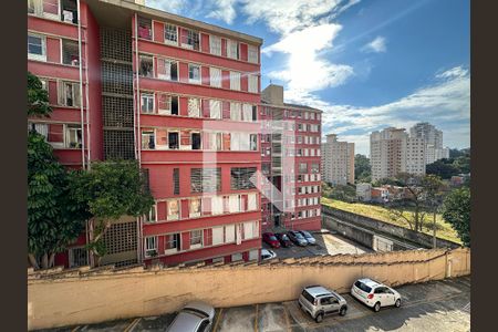 Vista de apartamento à venda com 2 quartos, 69m² em Vila Inglesa, São Paulo