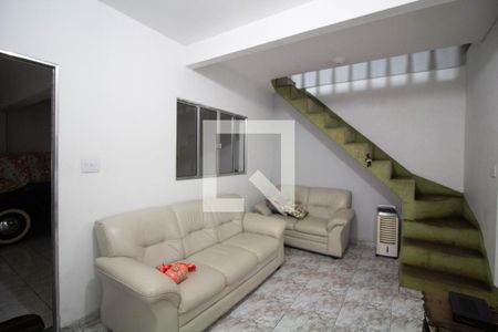 Sala de casa à venda com 3 quartos, 250m² em Conjunto Residencial José Bonifácio, São Paulo