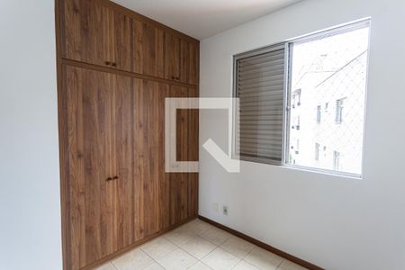 Suíte de apartamento para alugar com 3 quartos, 89m² em Santo Antônio, Belo Horizonte