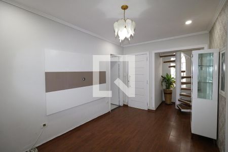 Sala de casa à venda com 3 quartos, 130m² em Vila Gustavo, São Paulo