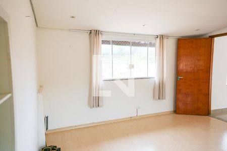 sala 2 de casa à venda com 6 quartos, 270m² em Vila Sonia, São Paulo