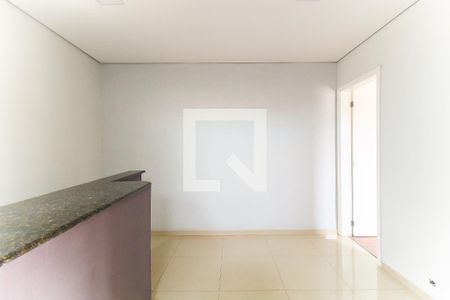 Sala 2 de casa para alugar com 1 quarto, 42m² em Jardim Lucinda, São Paulo