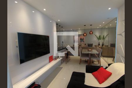 Sala de apartamento para alugar com 2 quartos, 80m² em Jardim Flor da Montanha, Guarulhos