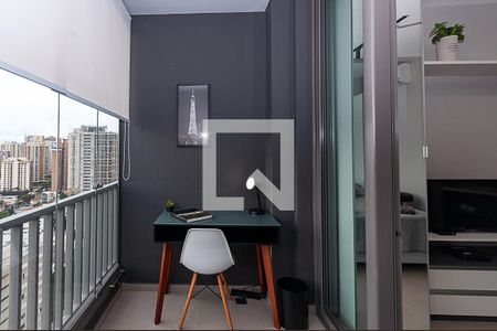 Varanda de kitnet/studio à venda com 1 quarto, 26m² em Perdizes, São Paulo