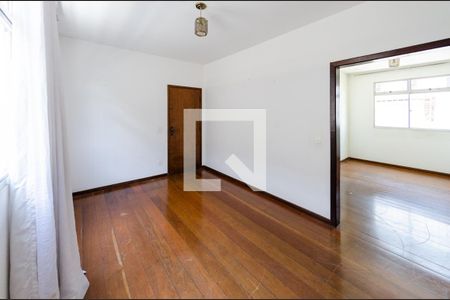 Sala de apartamento à venda com 3 quartos, 116m² em Nova Suíça, Belo Horizonte