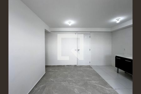 Sala de apartamento para alugar com 2 quartos, 41m² em Jardim Germânia, São Paulo