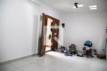 Sala 3 de casa à venda com 2 quartos, 250m² em Cidade Monções, São Paulo