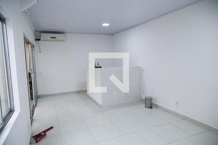 Sala 2 de casa à venda com 2 quartos, 250m² em Cidade Monções, São Paulo