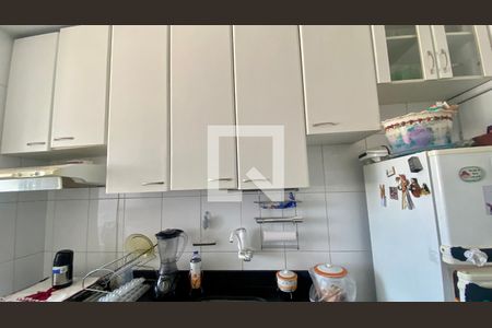 Cozinha de apartamento à venda com 2 quartos, 70m² em Calafate, Belo Horizonte