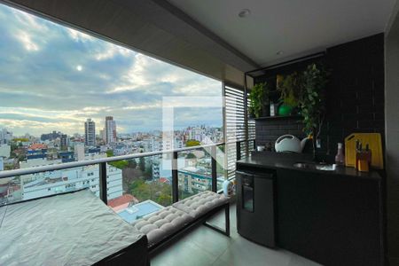 Vista da Sacada de apartamento à venda com 2 quartos, 97m² em Petrópolis, Porto Alegre