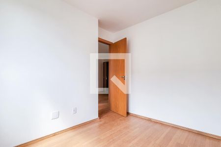 Quarto 2 de apartamento para alugar com 2 quartos, 39m² em Vila Nova Aliança, Jacareí