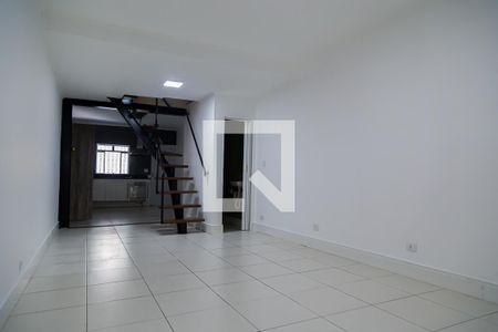 Sala de casa para alugar com 2 quartos, 153m² em Planalto Paulista, São Paulo