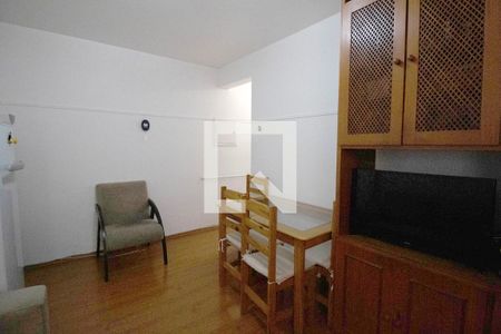 Sala de apartamento para alugar com 2 quartos, 60m² em Pinheiros, São Paulo