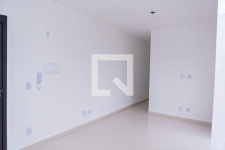 Sala/Cozinha de apartamento para alugar com 2 quartos, 47m² em Vila Nhocuné, São Paulo
