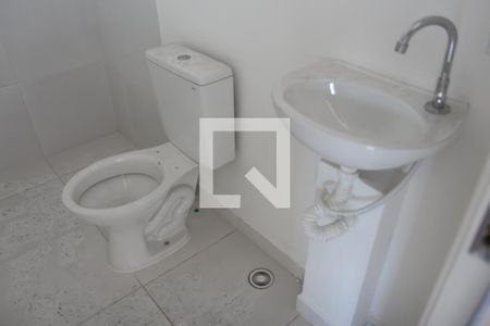 Banheiro de apartamento à venda com 1 quarto, 45m² em Vila Alpina, São Paulo