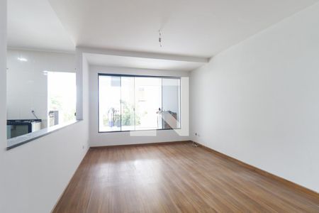 Sala de casa para alugar com 4 quartos, 200m² em Centro, São José dos Pinhais