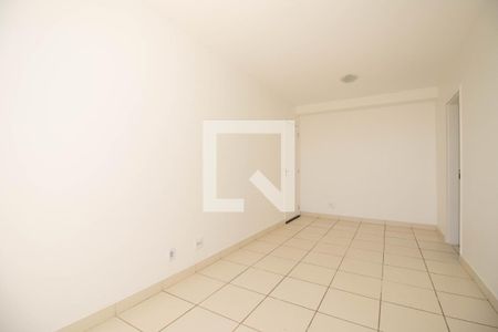 Sala de apartamento para alugar com 3 quartos, 58m² em Ceilândia Sul, Brasília