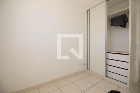 Quarto 1 de apartamento para alugar com 3 quartos, 58m² em Ceilândia Sul, Brasília