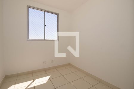 Quarto 1 de apartamento para alugar com 3 quartos, 58m² em Ceilândia Sul, Brasília