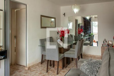 Sala de apartamento à venda com 2 quartos, 60m² em Itanhangá, Rio de Janeiro