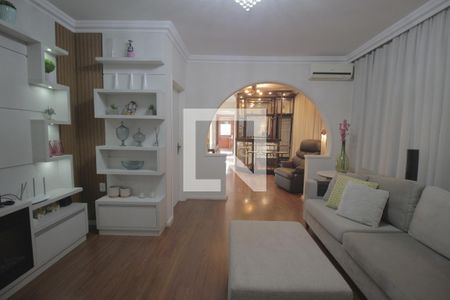 Sala 1 de casa à venda com 3 quartos, 154m² em Niterói, Canoas