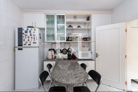 Cozinha de casa à venda com 2 quartos, 135m² em Vila Romana, São Paulo