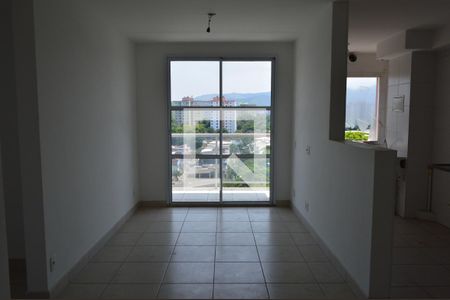 Sala de apartamento para alugar com 3 quartos, 70m² em Anil, Rio de Janeiro