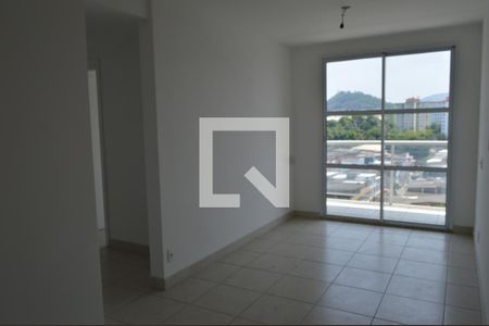 Sala de apartamento para alugar com 3 quartos, 70m² em Anil, Rio de Janeiro