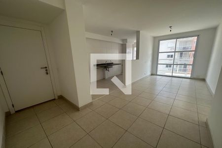 Sala de apartamento para alugar com 2 quartos, 70m² em Anil, Rio de Janeiro