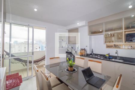 Sala/Cozinha de apartamento à venda com 2 quartos, 56m² em Olaria, Canoas