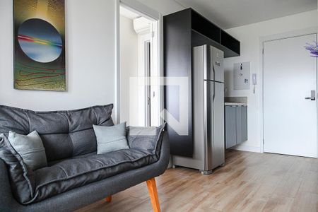 Sala / Cozinha de apartamento para alugar com 1 quarto, 28m² em Brooklin, São Paulo