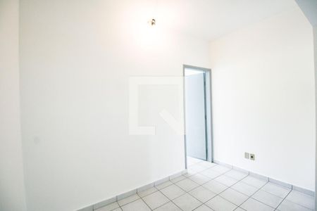 Quarto 1 de kitnet/studio para alugar com 2 quartos, 65m² em Vila Baby, São Paulo