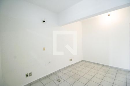 Quarto 1 de kitnet/studio para alugar com 2 quartos, 65m² em Vila Baby, São Paulo