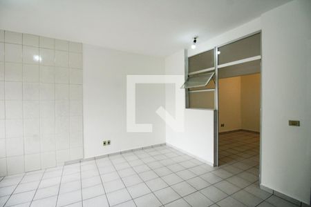 Sala de kitnet/studio para alugar com 2 quartos, 65m² em Vila Baby, São Paulo