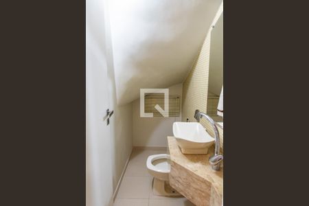 Lavabo de casa para alugar com 3 quartos, 220m² em Vila Mariana, São Paulo