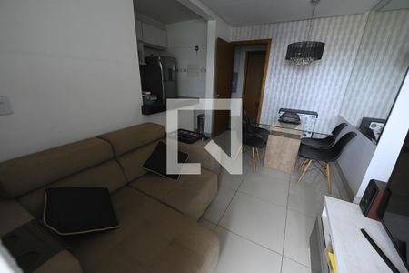 Sala de apartamento para alugar com 2 quartos, 54m² em Parque Real de Goiânia, Aparecida de Goiânia