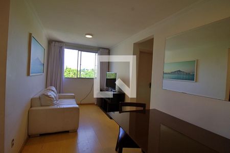 Sala de apartamento para alugar com 3 quartos, 60m² em Paraisópolis, São Paulo