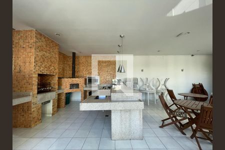 Apartamento à venda com 96m², 2 quartos e 2 vagas Apartamento à venda com 96m², 2 quartos e 2 vagasÁrea Comum - Churrasqueira