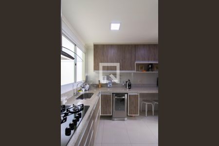Apartamento à venda com 96m², 2 quartos e 2 vagas Apartamento à venda com 96m², 2 quartos e 2 vagasCozinha