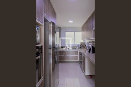 Apartamento à venda com 96m², 2 quartos e 2 vagas Apartamento à venda com 96m², 2 quartos e 2 vagasCozinha