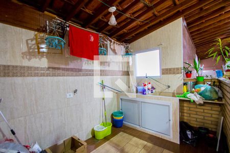 Apartamento à venda com 170m², 3 quartos e 2 vagas Apartamento à venda com 170m², 3 quartos e 2 vagasÁrea de serviço