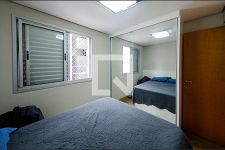 Quarto de apartamento à venda com 2 quartos, 70m² em Grajaú, Belo Horizonte