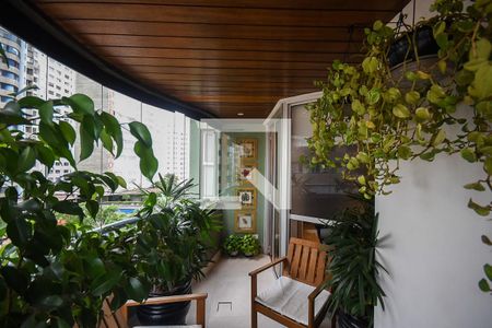 Varanda de apartamento à venda com 3 quartos, 120m² em Jardim Ampliacao, São Paulo