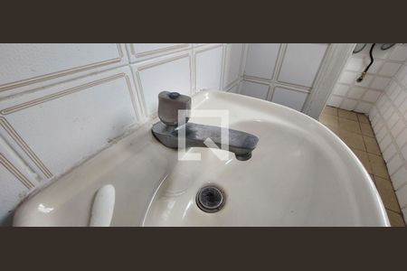 Apartamento à venda com 138m², 2 quartos e 3 vagas Apartamento à venda com 138m², 2 quartos e 3 vagasLavabo 2