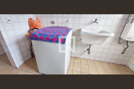 Apartamento à venda com 138m², 2 quartos e 3 vagas Apartamento à venda com 138m², 2 quartos e 3 vagasÁrea de Serviço