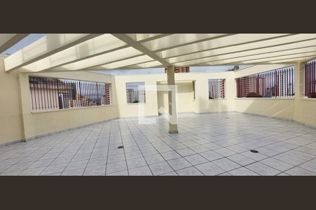 Apartamento à venda com 138m², 2 quartos e 3 vagas Apartamento à venda com 138m², 2 quartos e 3 vagasÁrea comum - espaço churrasqueira 2