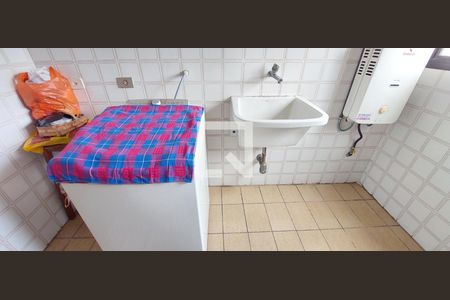 Apartamento à venda com 138m², 2 quartos e 3 vagas Apartamento à venda com 138m², 2 quartos e 3 vagasÁrea de Serviço